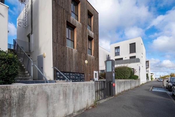 Appartement à vendre 4 pièces BEAUZELLE (31)