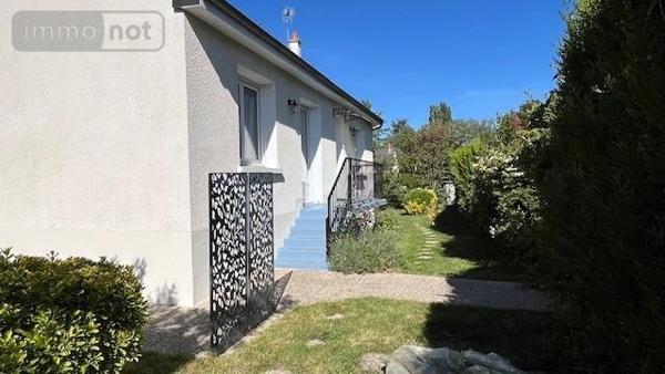 Maison à vendre à Luynes dans l'Indre-et-Loire (37230), ref : 009/3765   
LUYNES