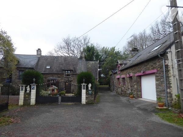 A VENDRE ENSEMBLE IMMOBILIER 3 MAISONS 56200 LES FOUGERETS MORBIHAN BRETAGNE SUD
