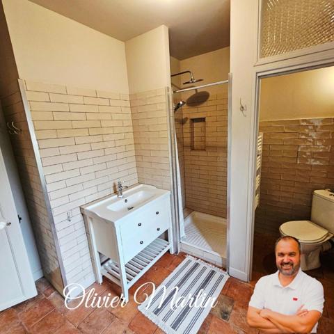 Maison de bourg entièrement rénovée – 109 m² - 3 chambres  avec jardin, terrasse et garage