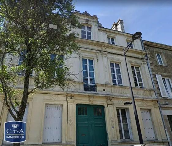 Appartement à louer 5 pièces 121.12m² Alençon (61000)