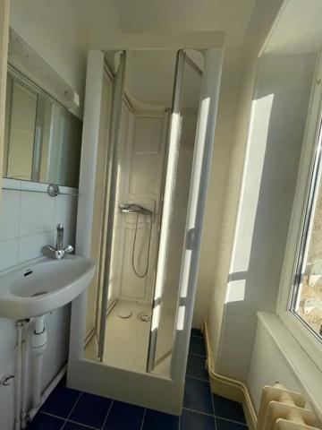 Appartement à louer 5 pièces 121.12m² Alençon (61000)