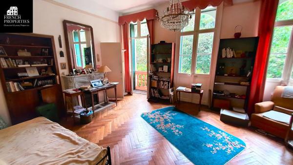 Demeure de prestige Arles Sur Tech 11 pièces .  300 m² habitable . 1500 m² de terrain