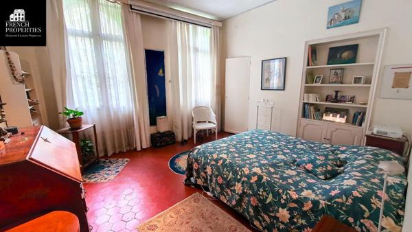 Demeure de prestige Arles Sur Tech 11 pièces .  300 m² habitable . 1500 m² de terrain