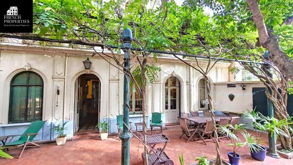 Demeure de prestige Arles Sur Tech 11 pièces .  300 m² habitable . 1500 m² de terrain