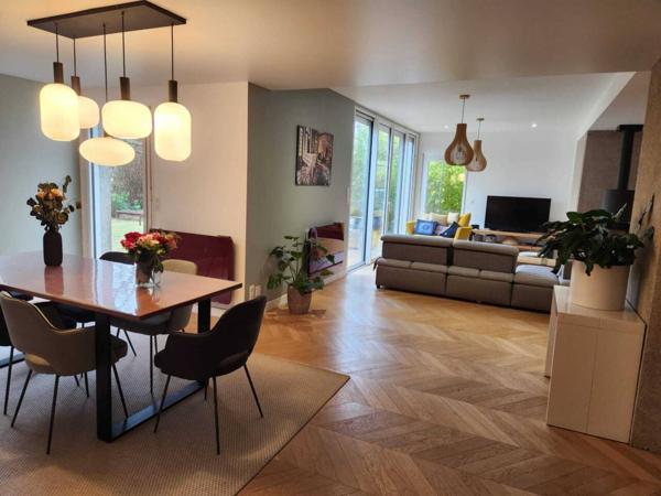 Maison à vendre 11 pièces de 237 m²
