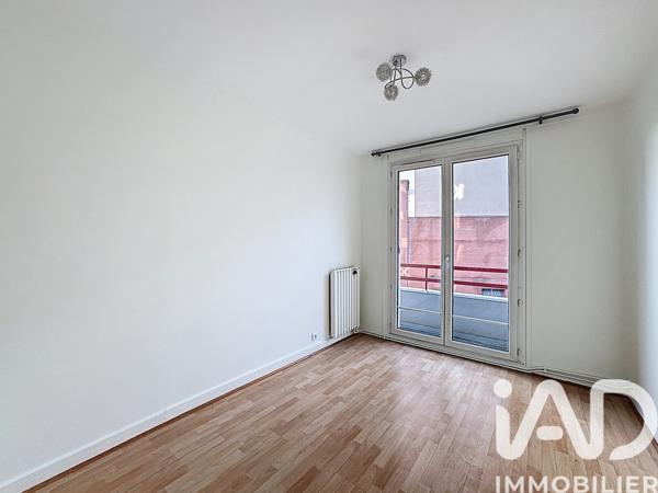 Location appartement 3 pièces 57 m² Villeneuve-la-Garenne