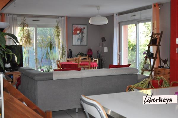 Maison 105m² + roulotte, garage | L'horme
