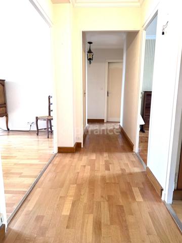 Appartement à vendre 4 pièces CHAMBERY (73)