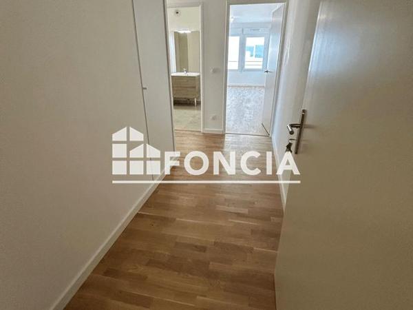 Location Appartement 3 pièces 66.7 m² - 11 BOULEVARD JOLIOT CURIE Bordeaux 33100