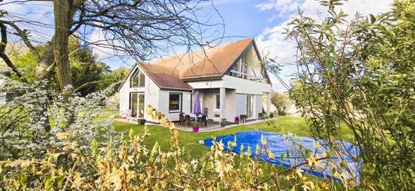 Superbe Maison d'Architecte dans parc arboré