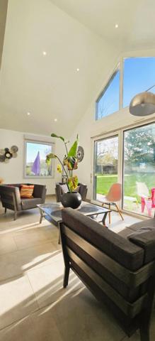 Superbe Maison d'Architecte dans parc arboré