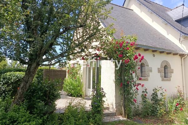 Maison
         6 pièces
        - 139 m² 322 400 € *