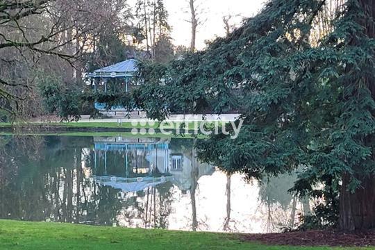 Maison
         6 pièces
        - 139 m² 343 800 € *