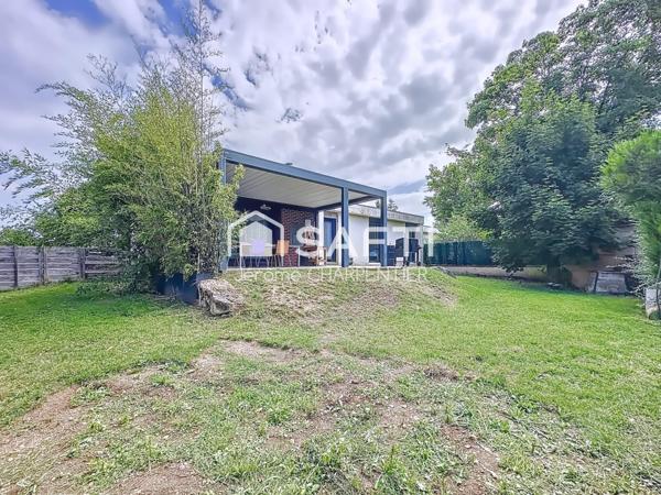 Maison 4 chambres avec jardin et sous-sol complet proche de toutes les commodités !