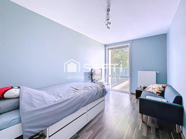 Maison 4 chambres avec jardin et sous-sol complet proche de toutes les commodités !