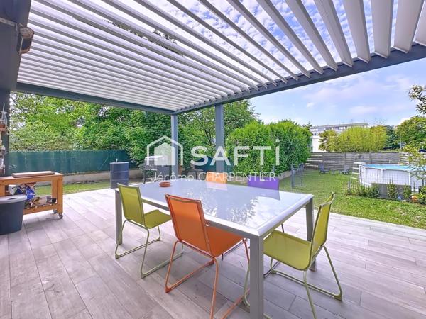 Maison 4 chambres avec jardin et sous-sol complet proche de toutes les commodités !