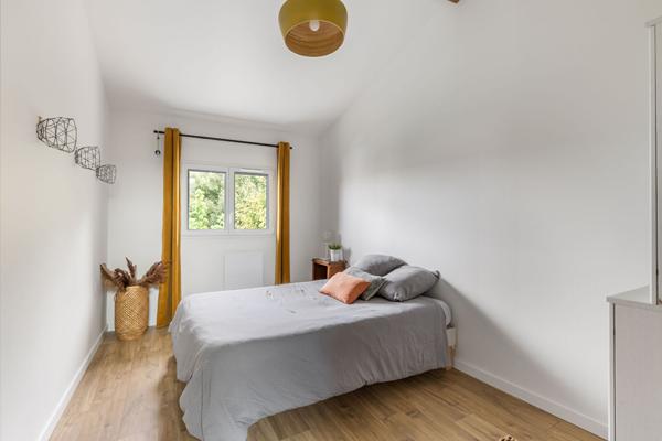 BEGLES ? MARCEL SEMBAT ? ECHOPPE DOUBLE FAMILIALE 5 PIECES