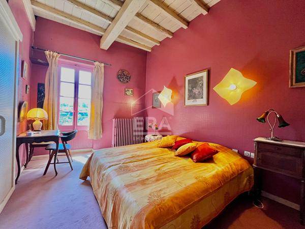 Maison Gaillac de 465 m² . (764 m² utiles)