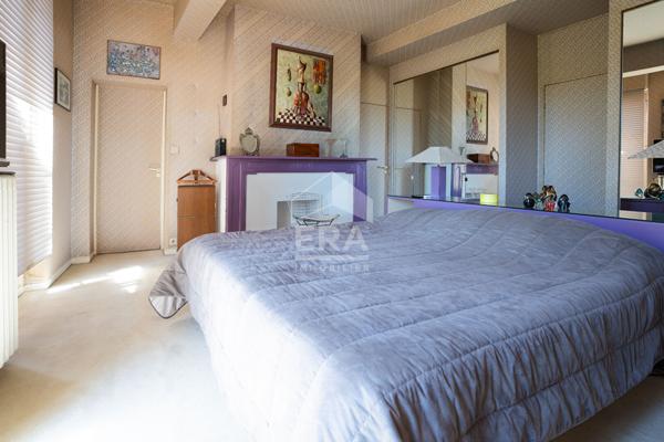 Maison Gaillac de 465 m² . (764 m² utiles)