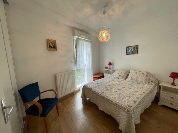 BEAU T4 en rez-de-jardin