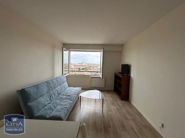 Appartement à louer 2 pièces 39.94m² Bordeaux (33800)