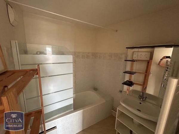 Appartement à louer 2 pièces 39.94m² Bordeaux (33800)