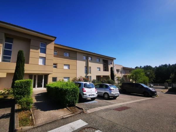 Appartement à louer    2 pièces •  Les Angles