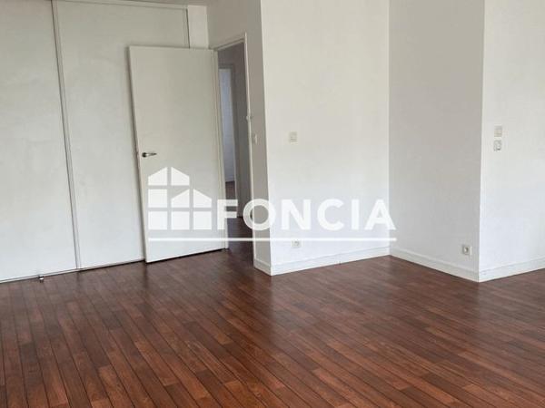 Location Appartement 3 pièces 60.21 m² - 29 RUE PIERRE CORNEILLE La Rochelle 17000