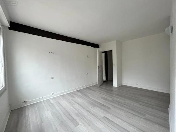 Location - Appartement Saint-André-de-l'Eure 27220 3 pièces 71 m 2