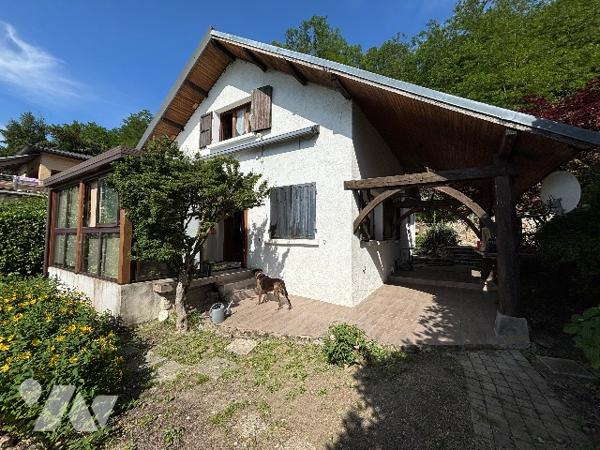 Maison de 95 m² à rénover avec vue exceptionnelle sur le lac du Bourget et parc de 3000 m².