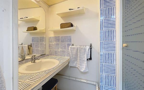 Appartement à vendre    2 pièces • 28,12 m2 Lyon 1