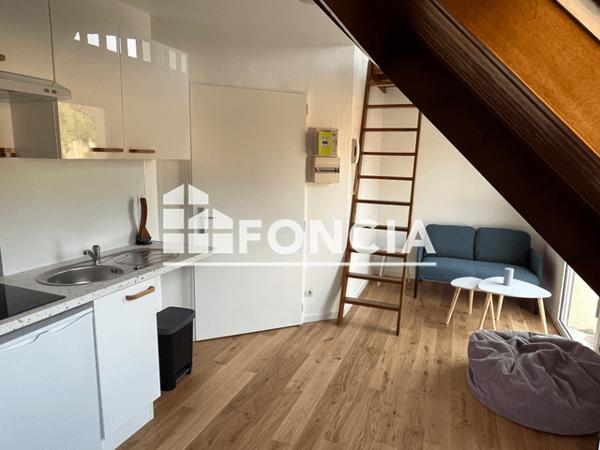 Location Studio meublé 21.32 m² - 11 PASSAGE DES MARTYRS Amiens 80000