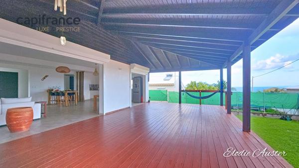 Villa T4 de 150 m2 et sa dépendance T3 de 100 m2 vue mer