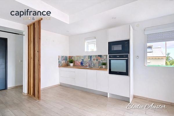 Villa T4 de 150 m2 et sa dépendance T3 de 100 m2 vue mer