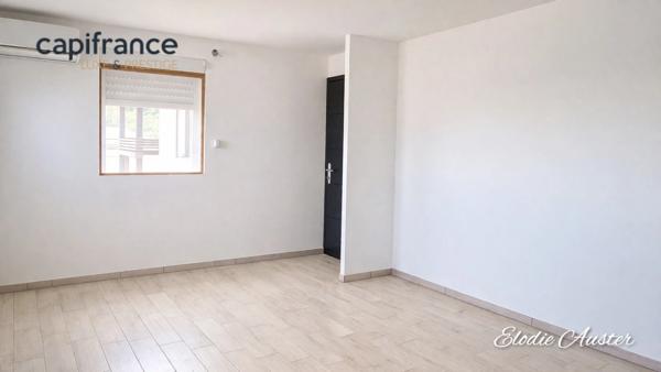 Villa T4 de 150 m2 et sa dépendance T3 de 100 m2 vue mer