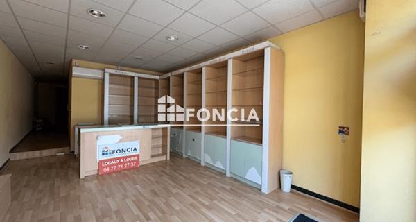 Location Local commercial 1 pièce 44.8 m² - Roanne 42300