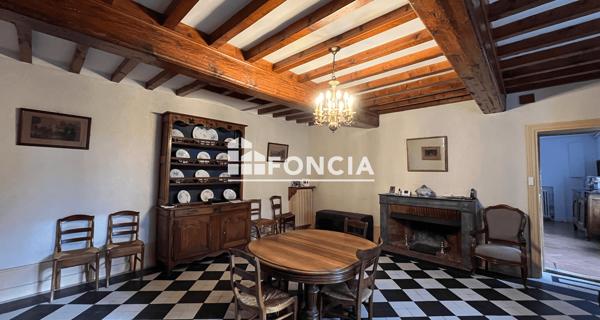 Location Maison 8 pièces 356.3 m² - Reyrieux 01600