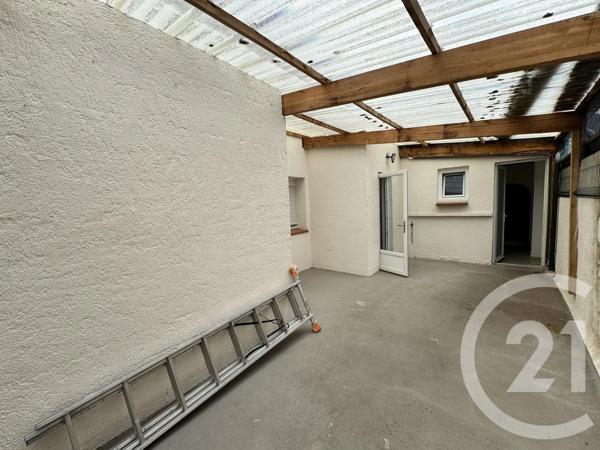 Immeuble à vendre  229 m 2   LAVELANET  - 09