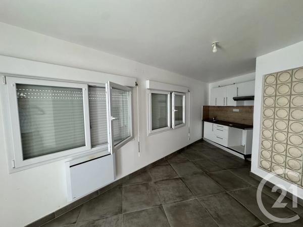 Immeuble à vendre  229 m 2   LAVELANET  - 09