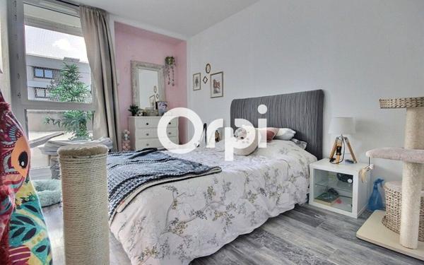 Appartement à vendre    5 pièces • 104,76 m2 Élancourt