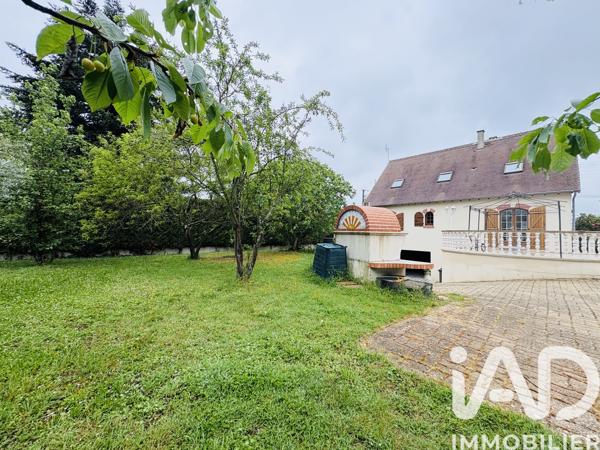 Maison à vendre 7 pièces 143 m² Saint-Sulpice-de-Pommeray