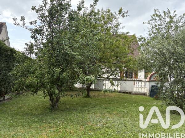 Maison à vendre 7 pièces 143 m² Saint-Sulpice-de-Pommeray
