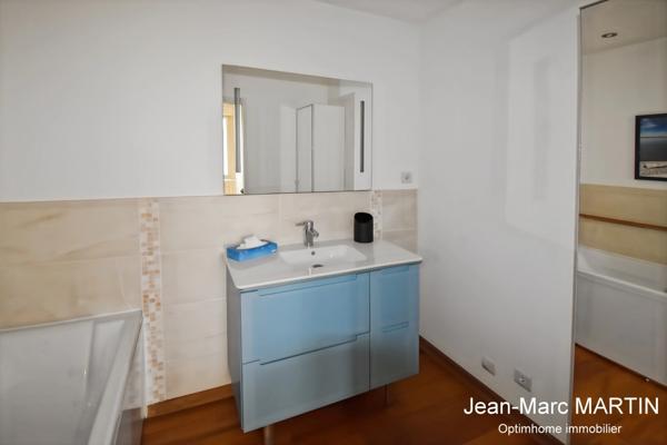 Villeneuve-d’Ascq – Appartement 107 m² avec rez-de-jardin sécurisé – Résidence de standing – Chaîne des Lacs à pied