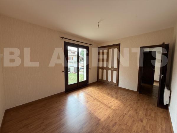 VILLA PLAIN-PIED 140 M² SUR SOUS SOL ET MAGNIFIQUE TERRAIN PISCINABLE