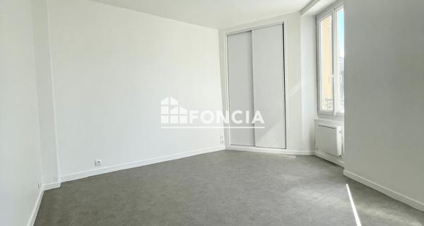 Location Studio 21.1 m² - Melun 77000
