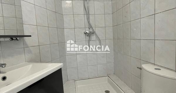 Location Studio 21.1 m² - Melun 77000