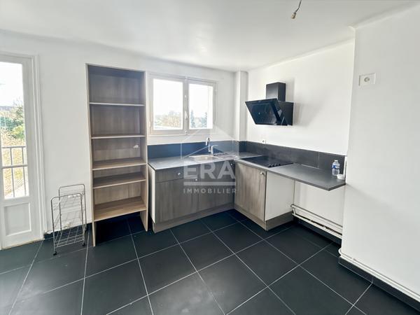 A LOUER APPARTEMENT MEUBLE 2 PIECES 46m²