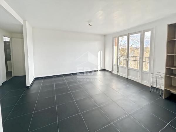 A LOUER APPARTEMENT MEUBLE 2 PIECES 46m²