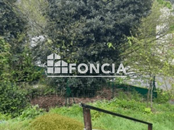 Location Maison 5 pièces 90.5 m² - 1 BIS RUE COMMANDANT DROGOU Bohars 29820